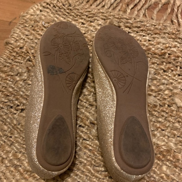 Steve Madden Golden Glitter Ballet Flats EUC - Picture 3 of 7
